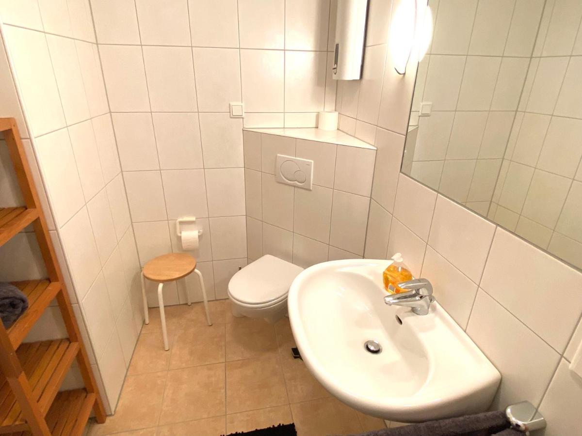 Stylisches Apartment ✰ Skywalk ✰ Mit Parkplatz Виллинген Экстерьер фото